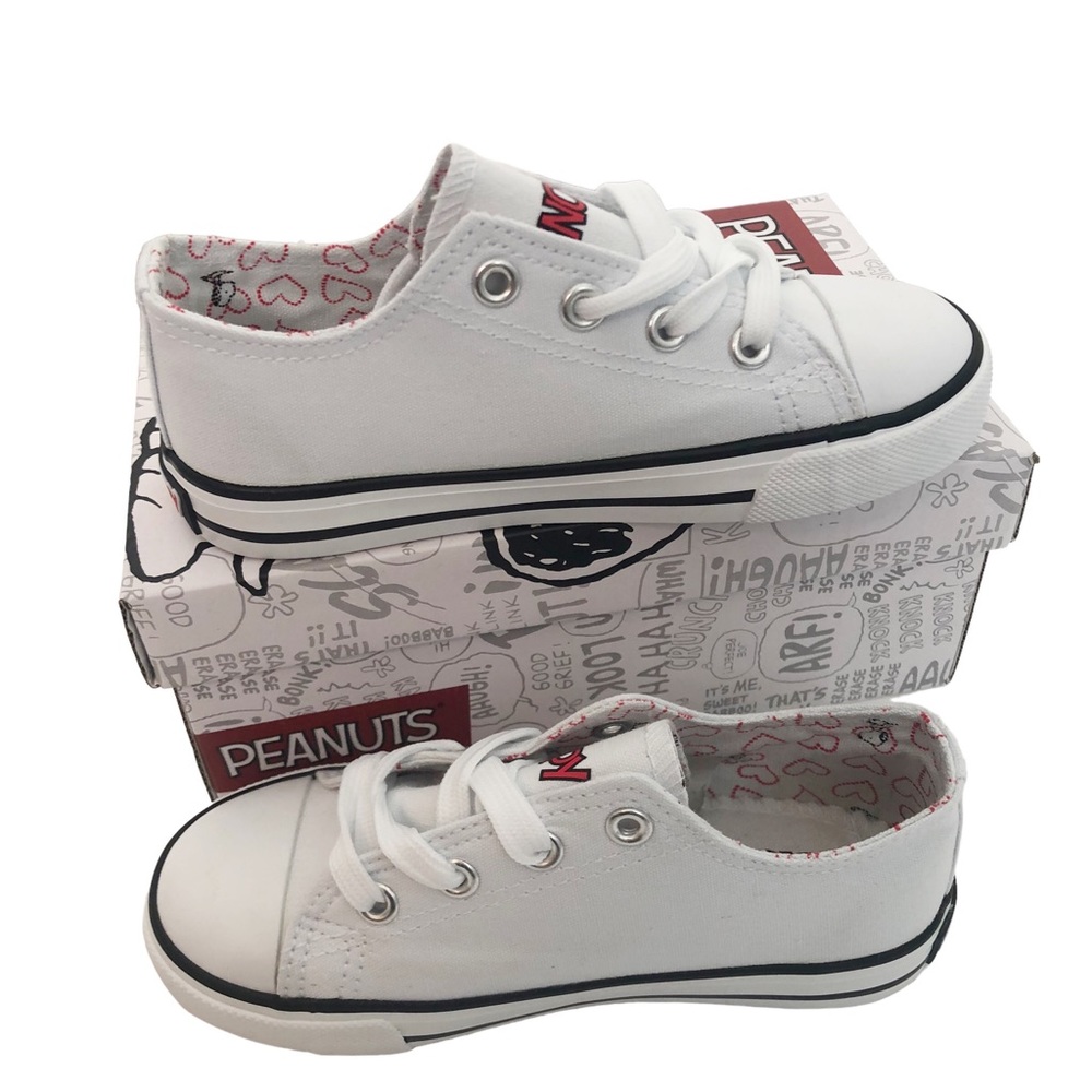 Peanuts Snoopy Heart Valentines Sneakers Girls - Picture 2 of 5